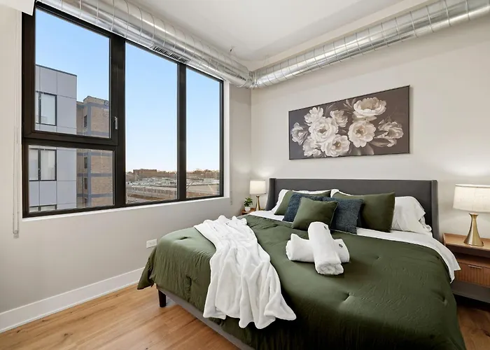 Edgewater With Free Parking Gym Modern Living Apartment *