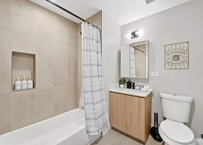 Edgewater With Free Parking Gym Modern Living Apartment