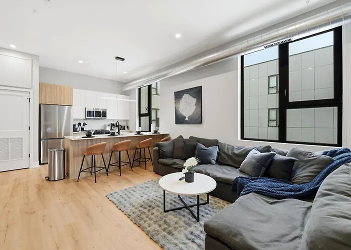 Apartment Edgewater With Free Parking Gym Modern Living Chicago