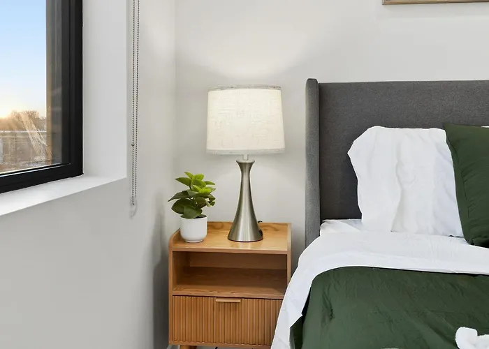 Edgewater With Free Parking Gym Modern Living Apartment Chicago